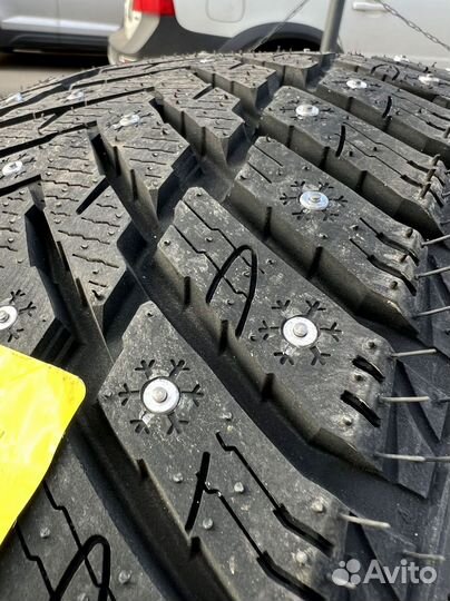 Kapsen IceMax RW516 225/40 R18 139T