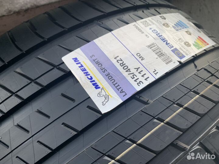 Michelin Latitude Sport 3 275/45 R21 и 315/40 R21