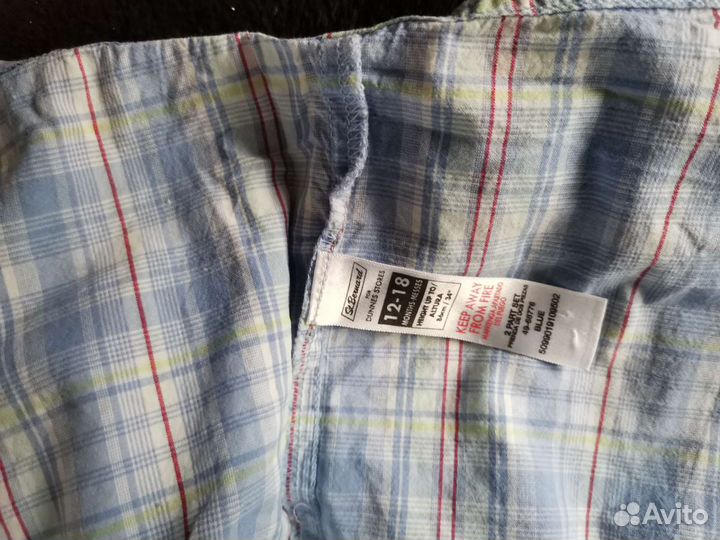 Джинсы Левис с рубашкой. На 2 года
