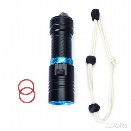 Яркий подводный фонарь для дайвинга