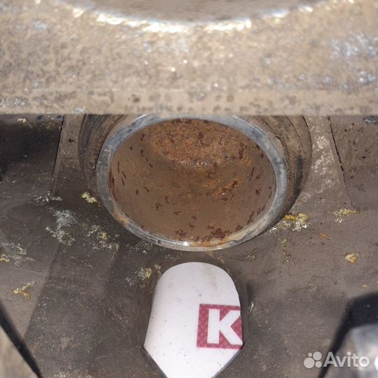 Суппорт тормозной передний правый BC140135 KIA OP