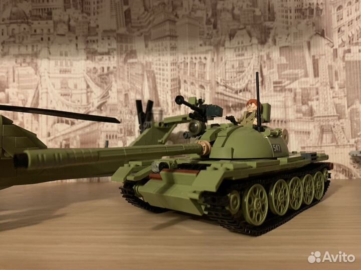 Танк из конструктора