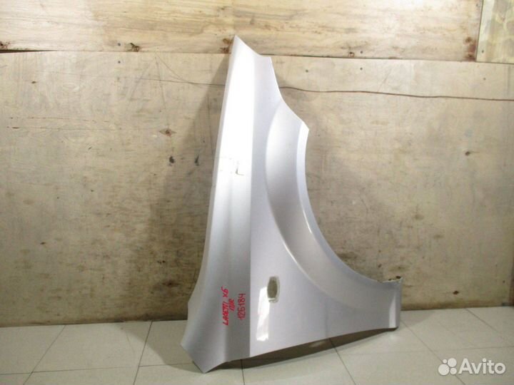 Крыло переднее правое Chevrolet Lacetti хэтчбек