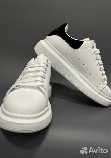 Кеды Alexander Mcqueen белые