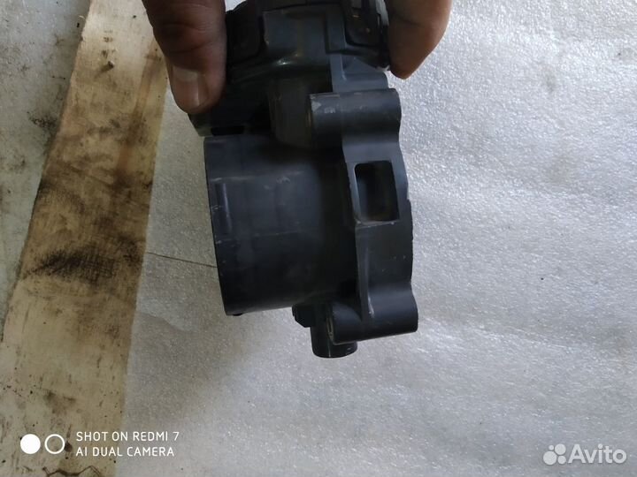 Дроссельная заслонка Jeep Grand Cherokee wk 3.7 l