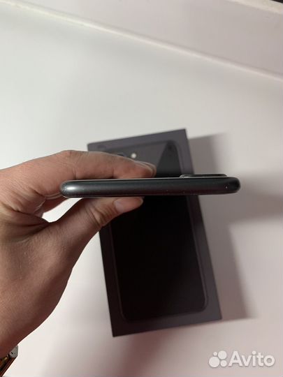 iPhone 8 Plus, 64 ГБ