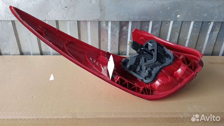 Фонарь задний правый Peugeot 207SW универсал