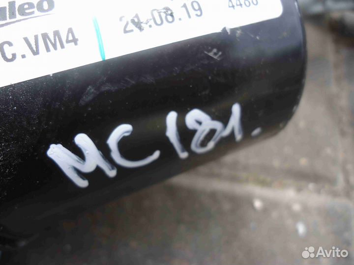 Механизм стеклоочистителя (трапеция дворников) Por