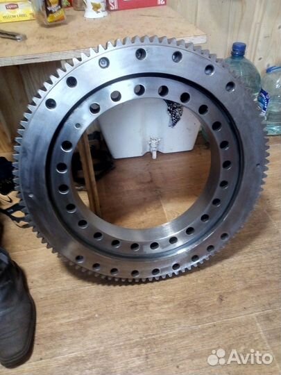 Опорно повородные подшибники кму