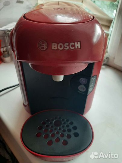 Капсульная кофемашина nespresso новая