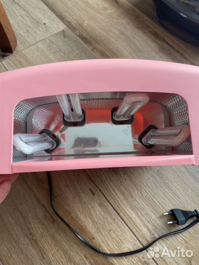 Ультрафиолетовая лампа