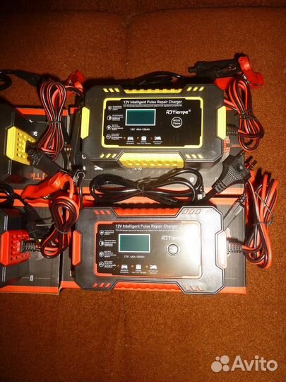 Зарядное устройство для аккумулятора автомат новое