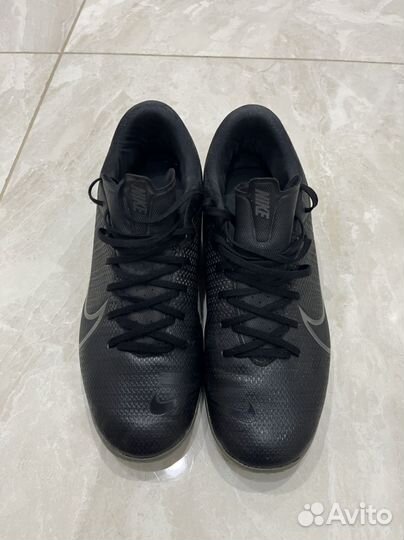 Бутсы Nike