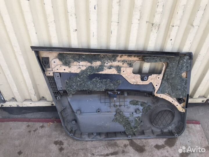 Обшивка передней правой двери Chevrolet Lacetti