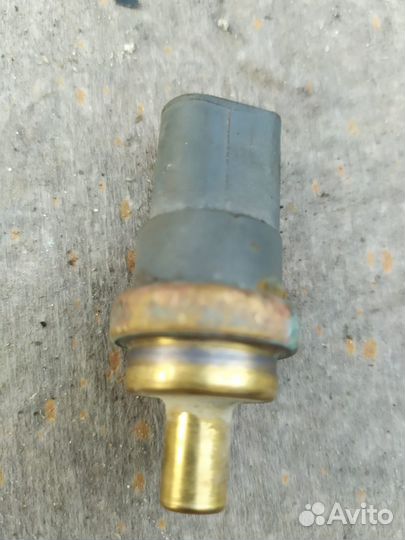 Датчик температуры Volkswagen Jetta 6 2014