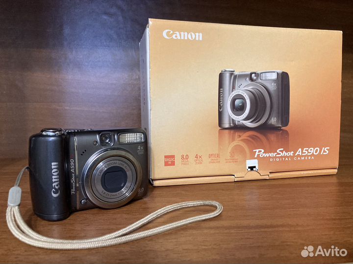 Компактный фотоаппарат Canon