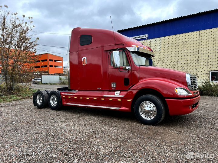 Freightliner Columbia, 2002