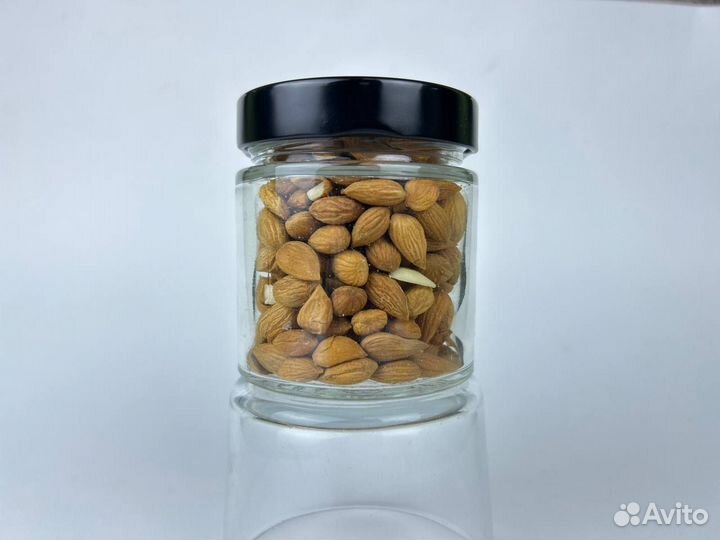 Абрикосовая косточка