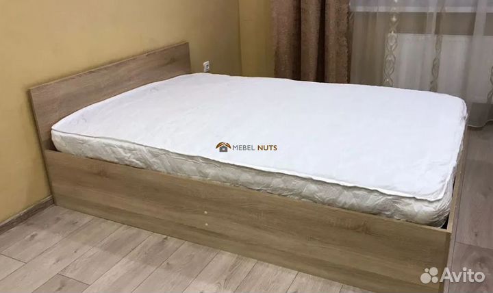 Кровать двуспальная 140 200