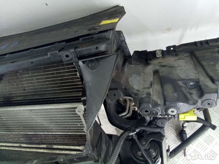 Панель передняя (телевизор) 7L0805594 Volkswagen T