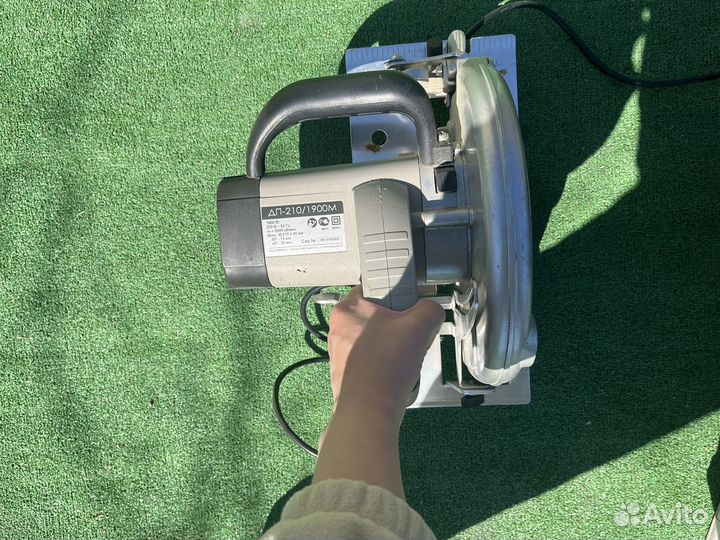 Пила дисковая Интерскол 190/2100