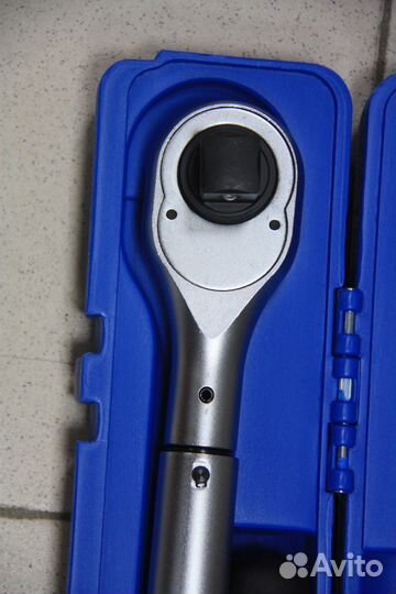 Динамометрический ключ 300-1500 Нм - торг