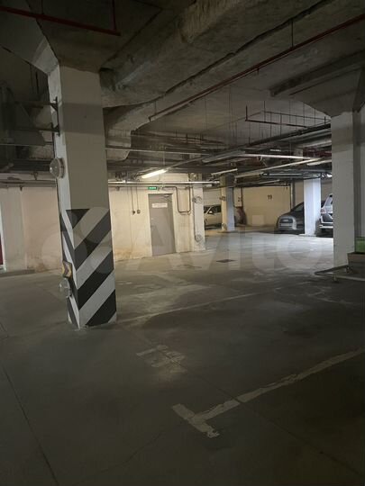 Машиноместо, 16 м²