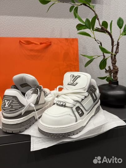 Louis vuitton женские кроссовки новые