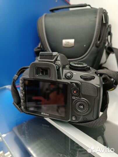 Фотоаппарат Nikon D3100 с объективом Nicon DX
