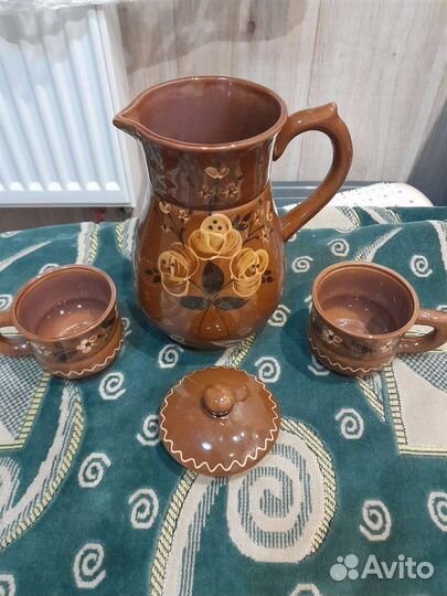 Антикварный набор кувшин и 2 чашки