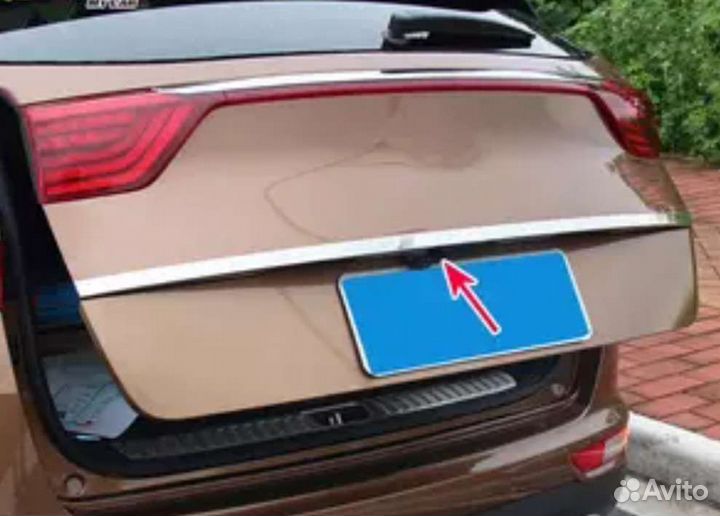 Продам новый молдинг на заднюю дверь над номером