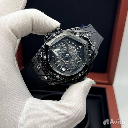 Часы Hublot Big Bang Sang