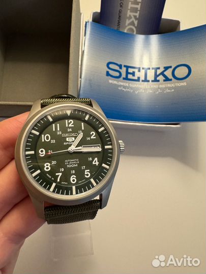 Часы seiko 5 sports