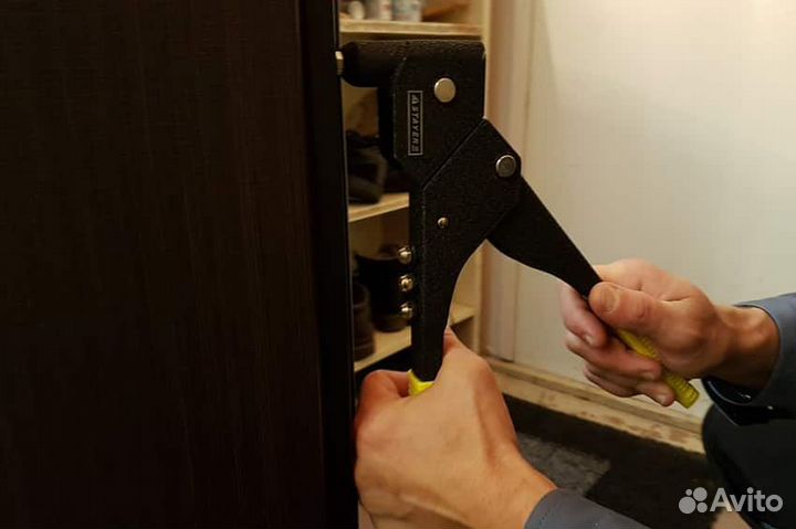 Вскрытие замков / установка / ремонт