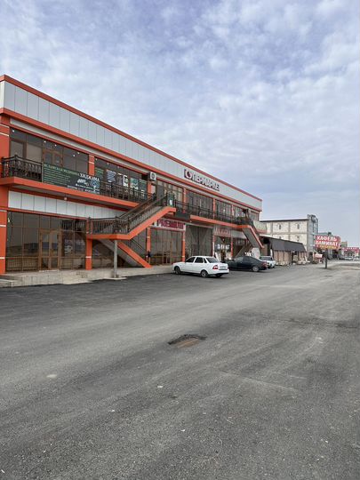 Торговая площадь, 350 м²