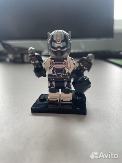 Lego minifigures marvel 2 series