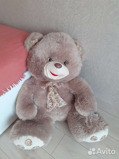 Плюшевый медведь