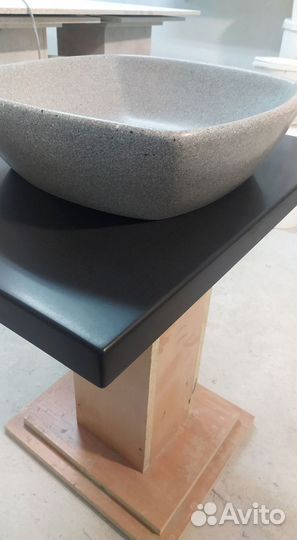 Столешница из искусственного камня
