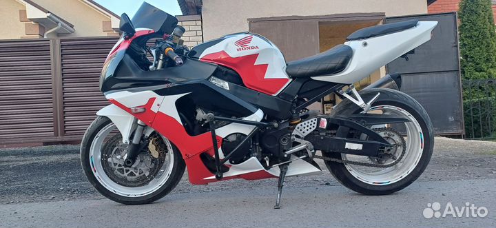Honda CBR929RR