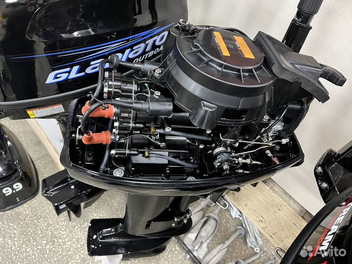 Лодочный мотор Gladiator 9.9 (15 л.с) 2-х такт