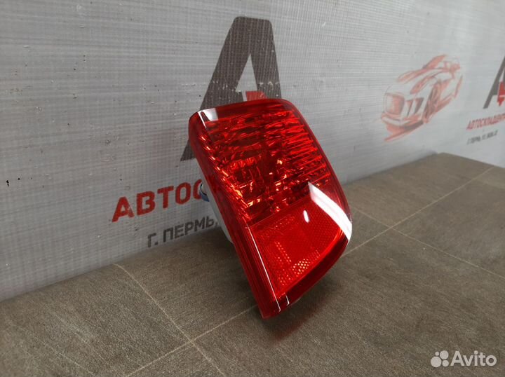 Птф задняя правая Toyota Land Cruiser 200