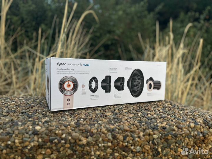 Фен Dyson Nural HD16