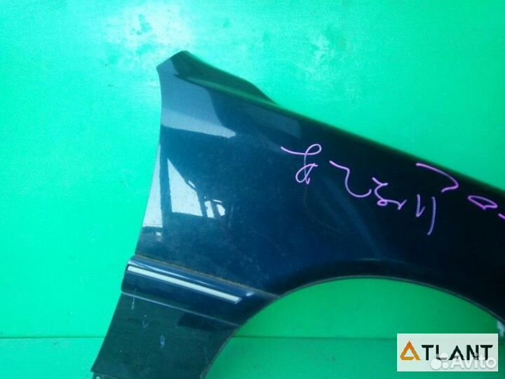 Крыло переднее правое toyota crown