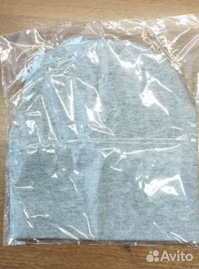 Шапочка на ребенка 3-9 мес Новая