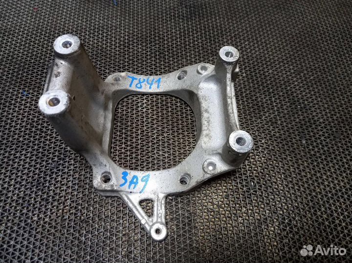 Кронштейн honda accord CL7