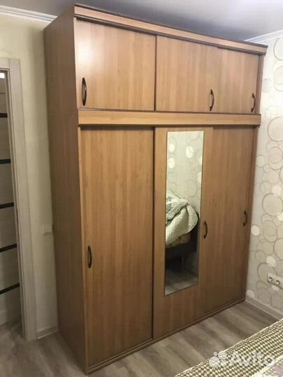 Шкаф купе с зеркалом бу