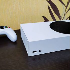 Xbox series s 512 + 2gamepad+охлаждение