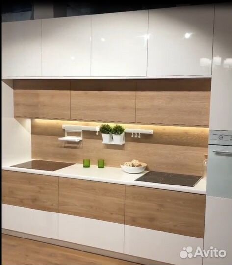 Кухонный гарнитур под заказ. Уугловой гарнитур