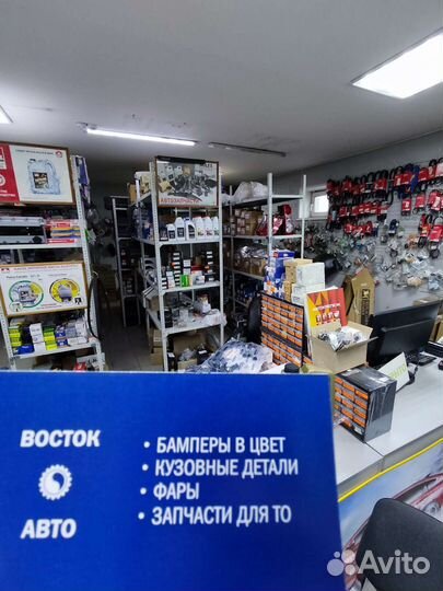 Передний левый амортизатор lancer 9