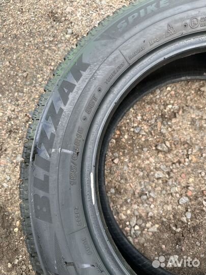 Bridgestone Blizzak Spike-02 185/65 R15 88T